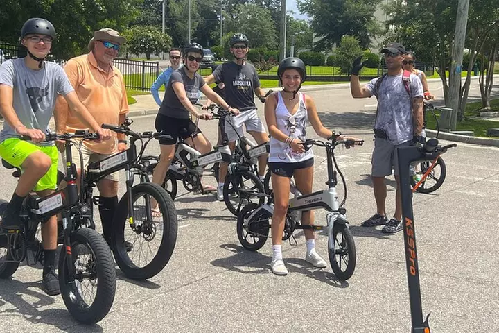 2-Hr, 45 Min Tour de Wilmington E-Bike Tour/Sightseeing/History