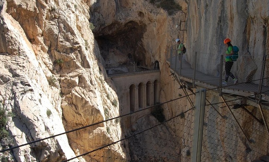 Image 1: Desde El Chorro: Caminito del Rey