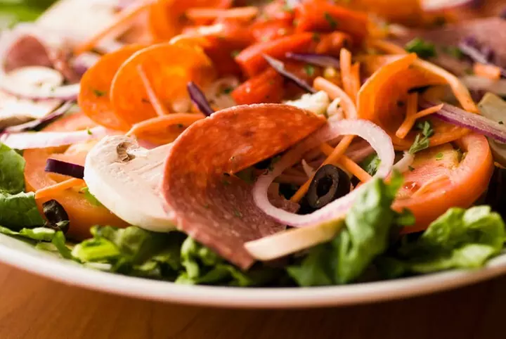 $10 For $20 Worth Of Pizza, Subs & More For Take-Out