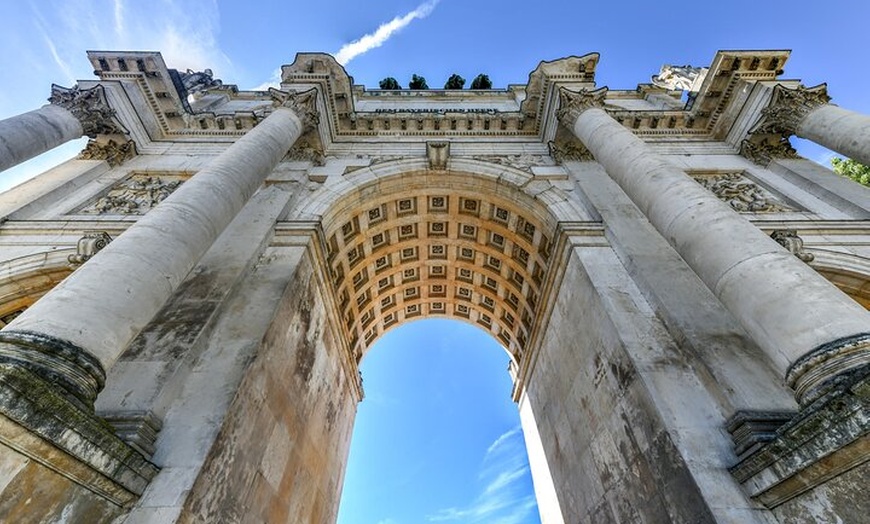 Image 2: Private geführte Stadtrundfahrt durch München für Kinder und Familien