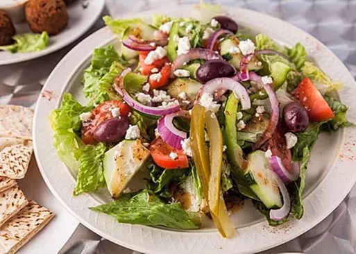 5% Cash Back at Shawarma On The Run - Kenner