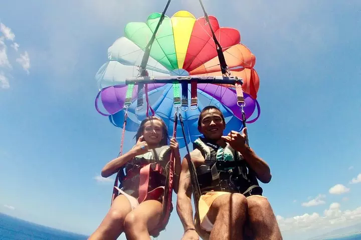 Hawaiian Parasail Since 1977