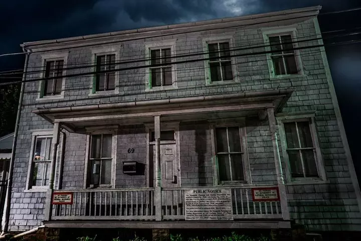 Ashes and Apparitions of Annapolis Ghost Tour