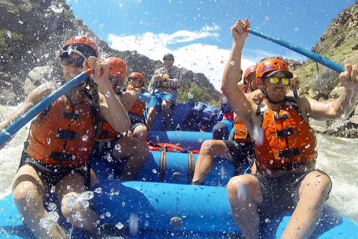 Royal Gorge Half Day Rafting in Cañon City (Free Wetsuit Use)