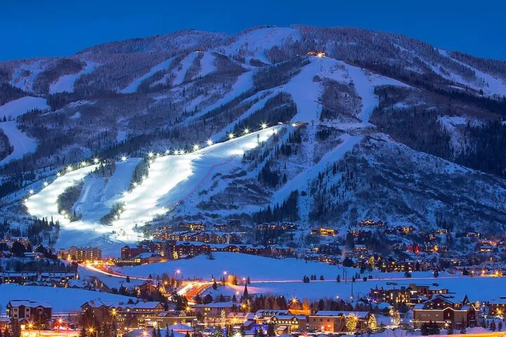 Private Transfer Denver Airport DEN to Hot Ski Resorts