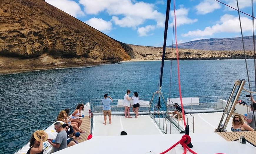 Image 10: Excursión en catamarán a la isla de La Graciosa