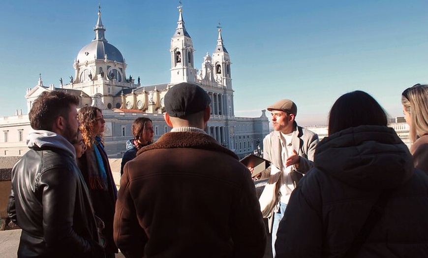 Image 3: Tour de tapas, vino e historia de Madrid