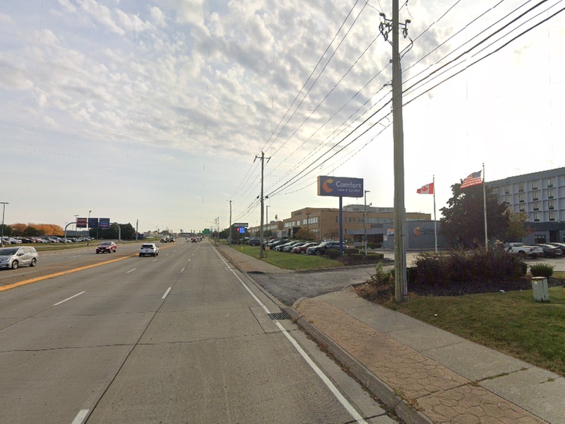 Parking at Comfort Inn and Suites Buffalo Airport Lot