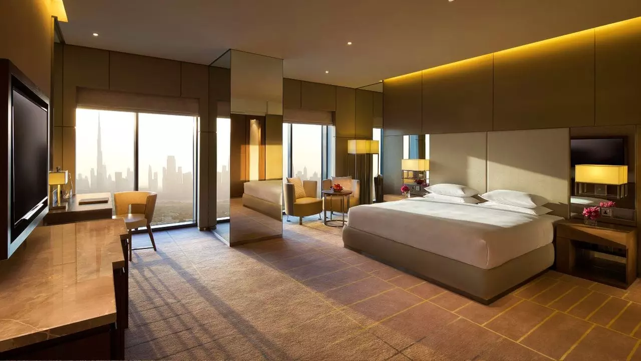 ✈ UNITED ARAB EMIRATES | Dubai - Hyatt Regency Dubai Creek with act...