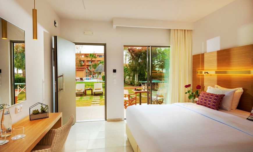 Image 7: ✈ CRETE | Malia - High Beach Deluxe 4* - All-inclusive