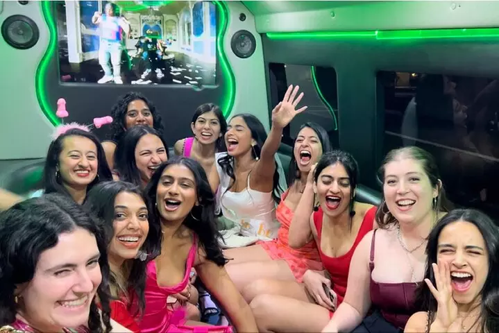 Las Vegas Nightclub VIP Entry with Party Bus