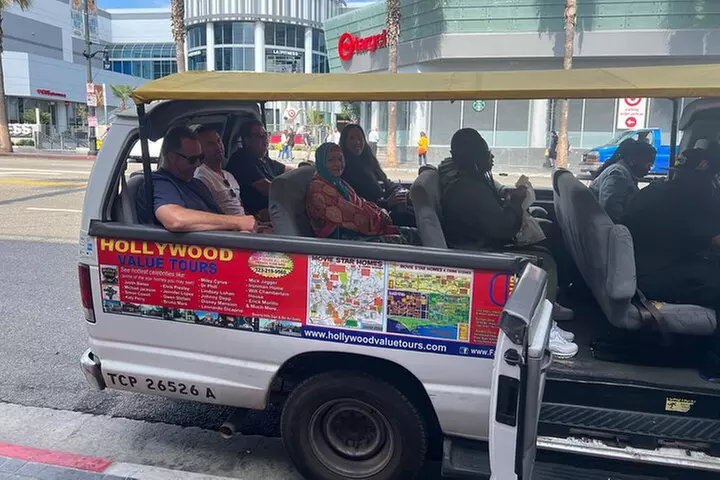 2-Hour Shared Celebrities Home Tours in Hollywood