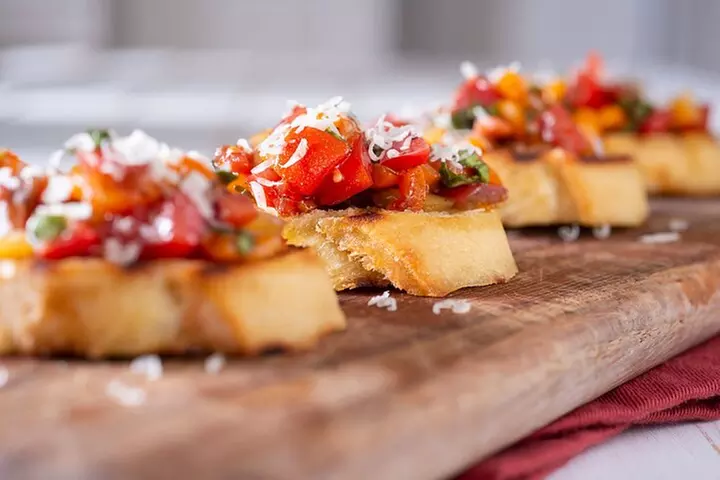 Artisan Italian Pasta Class in Chicago (Includes 3-Course Meal)