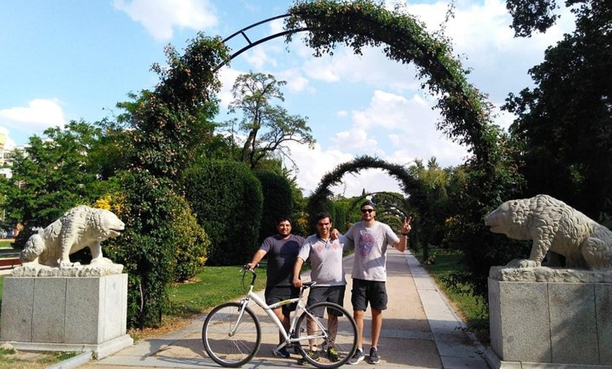 Image 1: BICICLETA o BICICLETA ELÉCTRICA por los parques de Madrid: Parque j...