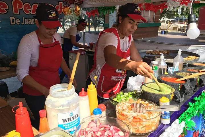 Puerto Nuevo Lobster, Margaritas and Mariachi Private Tour