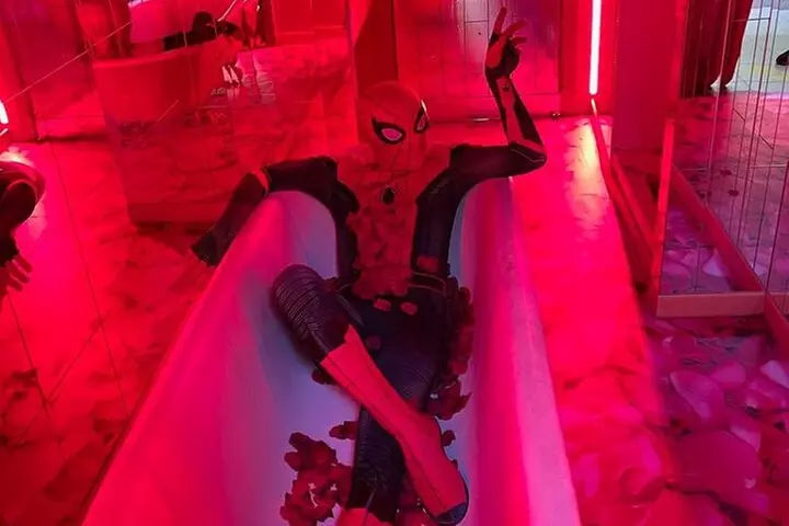 Ticket/Parque Foto-Temático y Actividad Virtual en Vigo