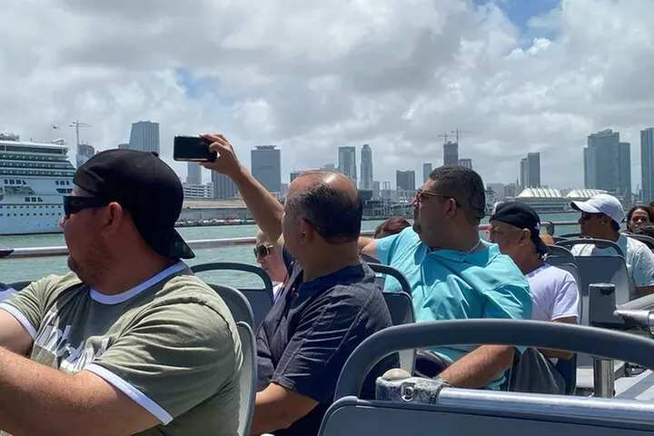 Speed Boat on Biscayne Bay and Double Decker tour