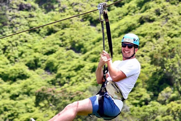 Shaka Zipline: 5 Line Zipline Tour (60 - 260 lbs)