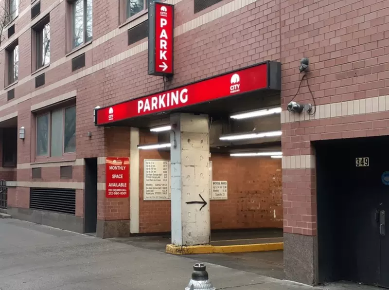 Parking at City Parking - Worldwide Plaza Garage LLC