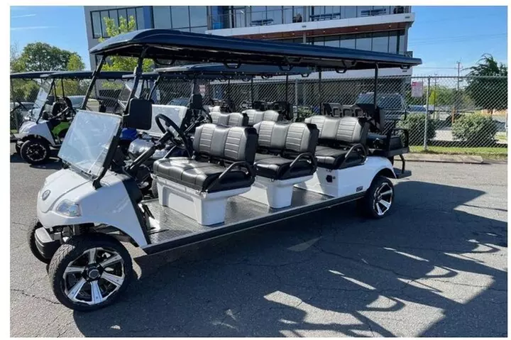 Midtown New York Sightseeing Tour in a Luxury Golf Cart LSV - Primary Image