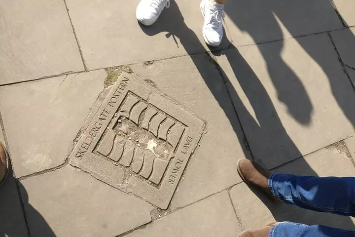 Immersive Treasure Hunt Adventure in York - Outdoor Escape Room