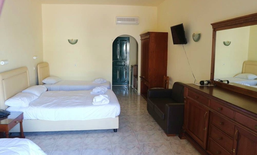 Image 20: ✈ KRETA | Kato Gouves - Diogenis Blue Palace Hotel 4* - Odkryty basen