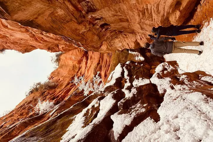 Peek-a-Boo Slot Canyon Guided Hike (Small Group)