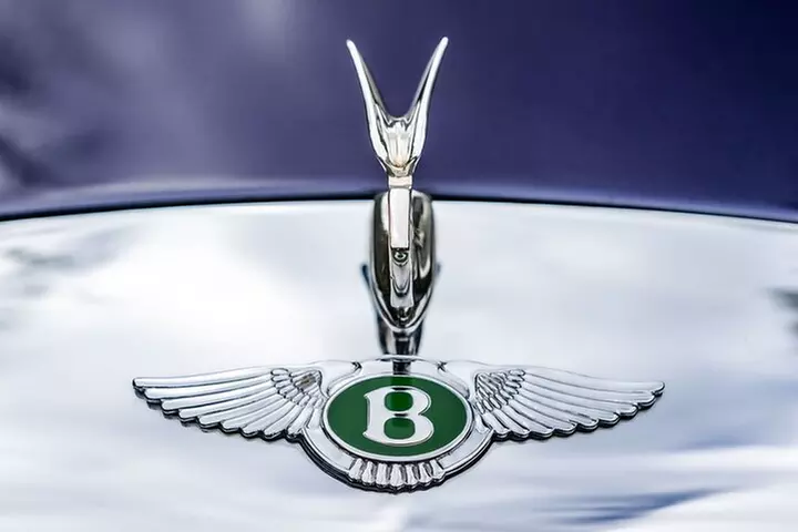 Rolls-Royce & Bentley Chauffeured All-inclusive Wine Tasting Tour