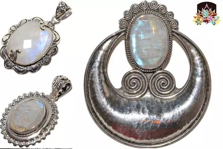 Sound Bath Meditation and Yoga Experience: Retail Therapy Gift for ...