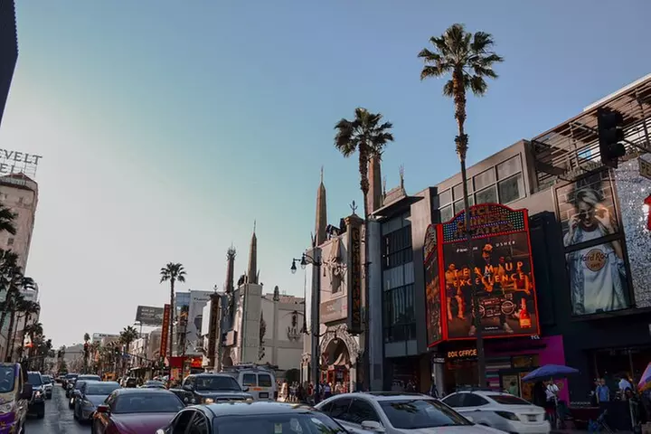 Los Angeles Must-See Tour - Filming Locations, Crime Scenes, Celebr...