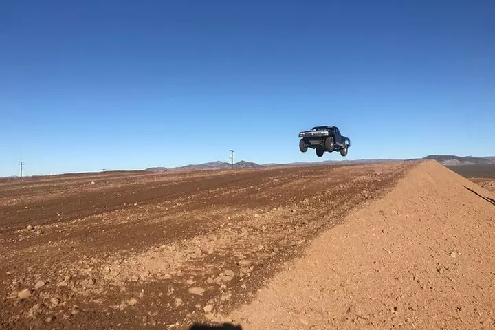 Off Road Racing: 7 Laps