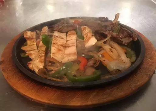 5% Cash Back at El Molcajete Cantina & Grill
