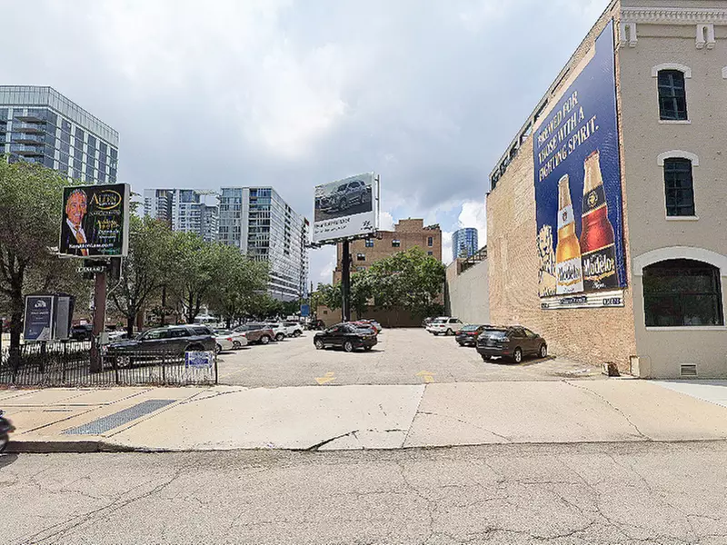 Parking at 600 W. Randolph St. Lot