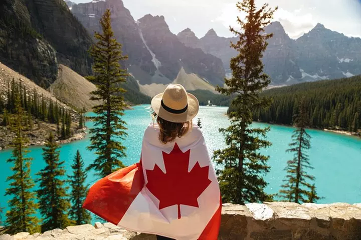 Lake Louise, Moraine Lake, Banff Tour from Calgary/Canmore/Banff - Primary Image