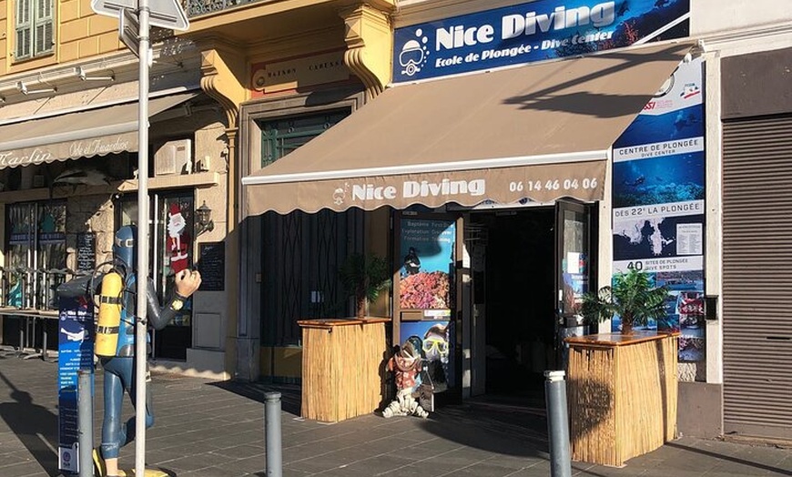 Image 8: Nice VIP promenade en mer avec snorkeling et plongée