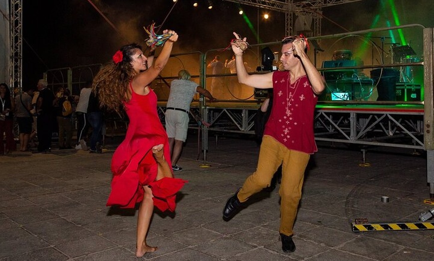 Image 1: Lezione di Danza Tipica Tradizionale Tarantella a Napoli