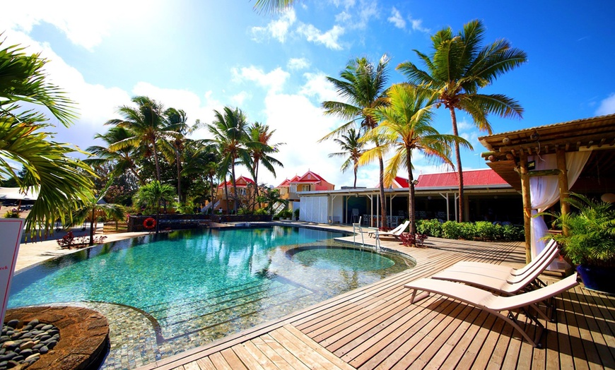 Image 3: ✈ MAURITIUS | Flic en Flac - Villas Caroline Hotel 3* - White-sand ...