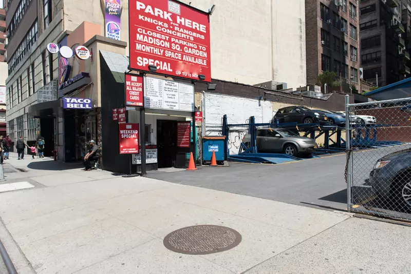 Parking at Quik Park - Garden Garage LLC 8