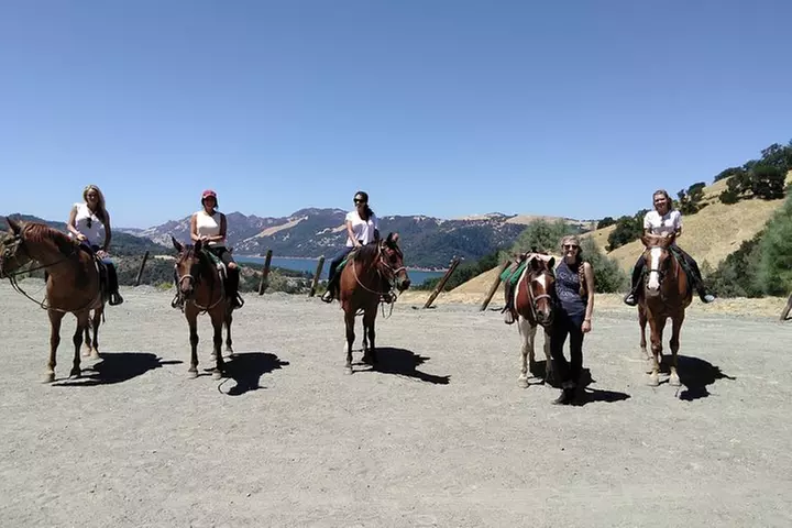 Sonoma Horseback-Riding Tour