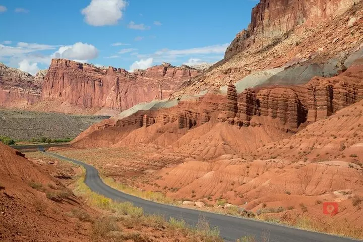 Self-Guided Audio Driving Tour in Capitol Reef