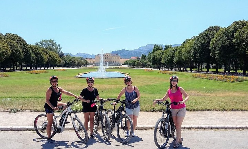 Image 2: Balade en vélo électrique urbain à Marseille