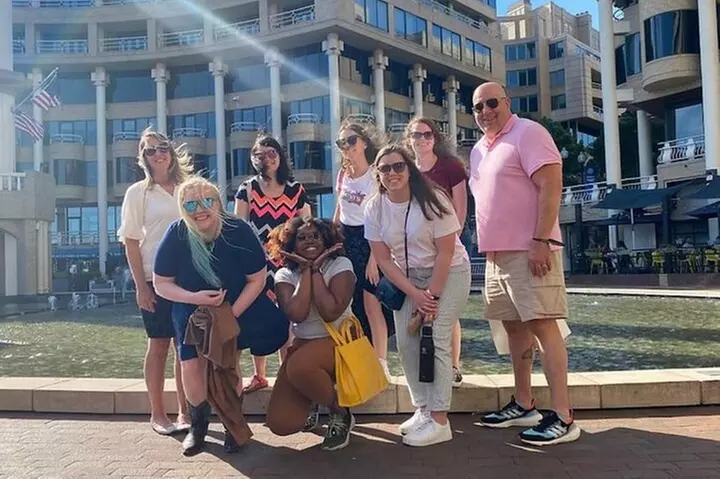 Tastes of Georgetown Food & History Small Group Walking Tour