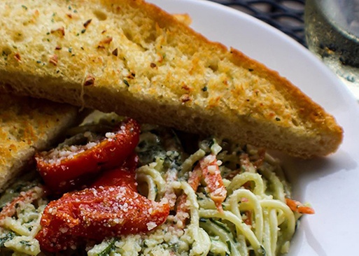 5% Cash Back at Amato's Woodfired Pizza