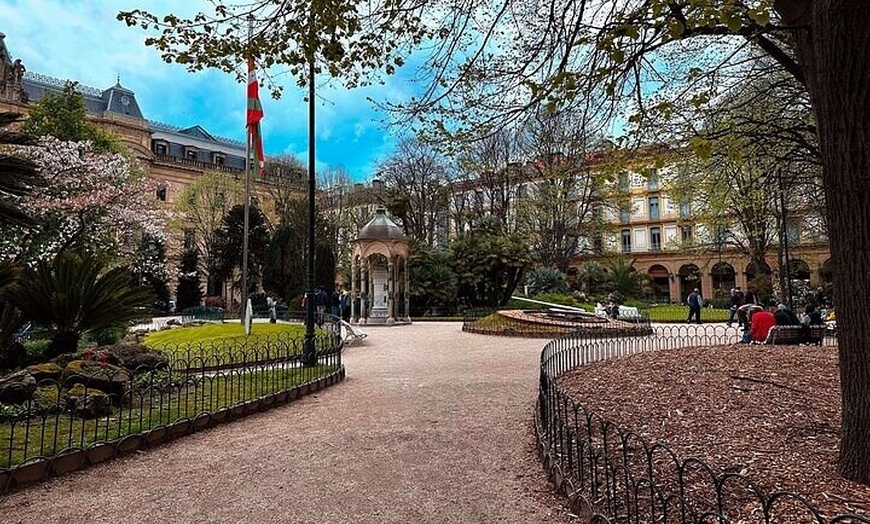 Image 5: Tour interactivo por la ciudad de San Sebastián