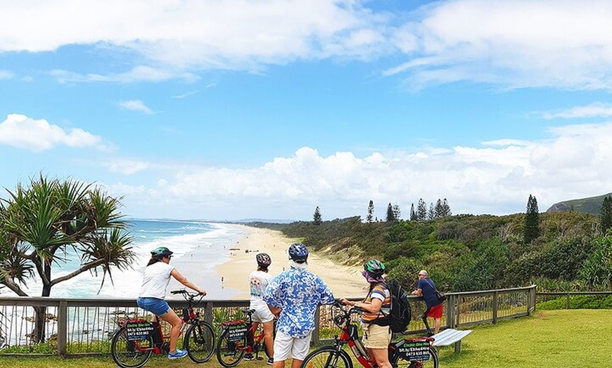 Image 4: Novotel North E-Bike Tour