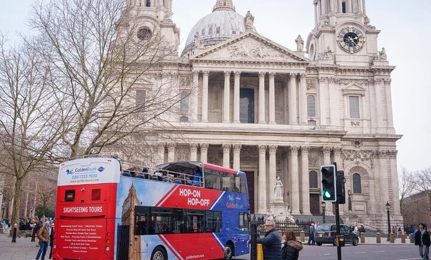 Image 11: London Hop on Hop Off 1 Day Tour with St Paul's Cathedral Ticket