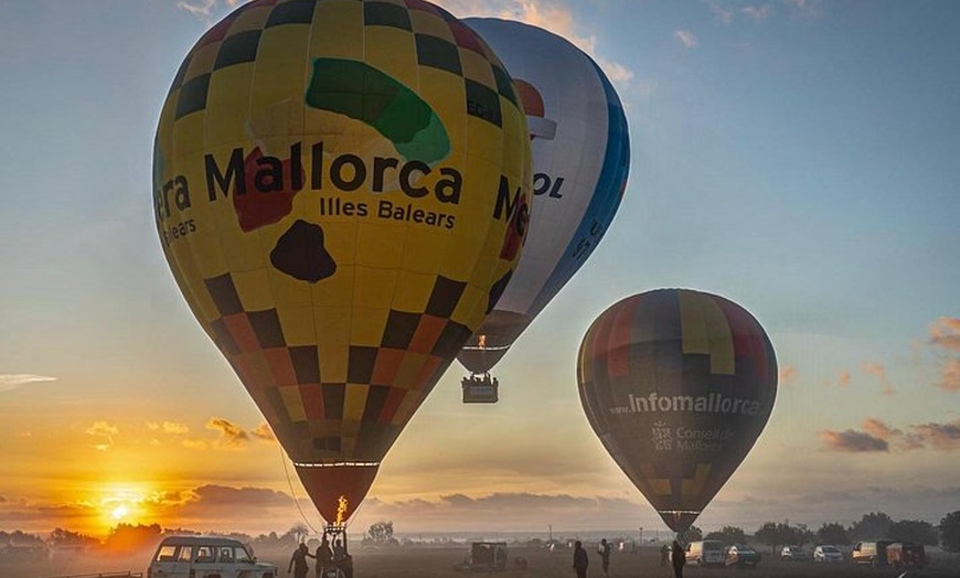 Image 5: Paseo romántico en globo al amanecer en Mallorca