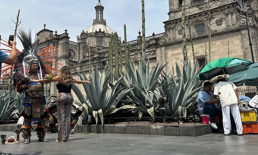 Image 2: Walk through the Historic Center of the CDMX