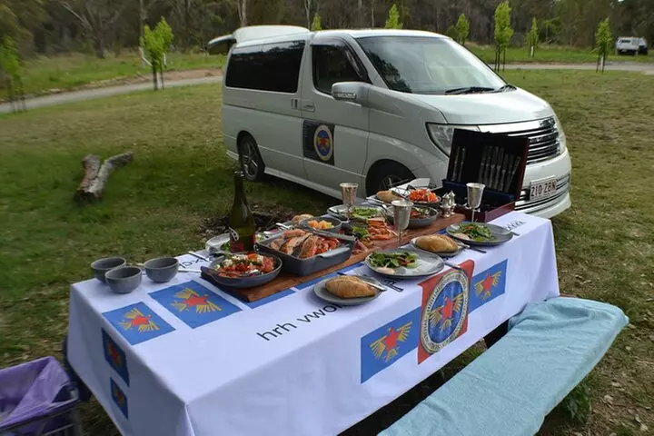 Stanthorpe Small - Group Food Comedy and Wine Tasting Tour