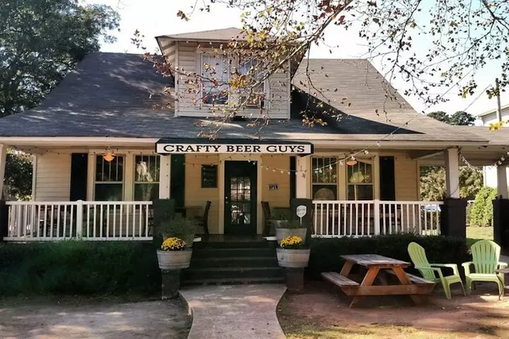 Self-Guided Huntersville Scavenger Hunt: Happy Huntersville